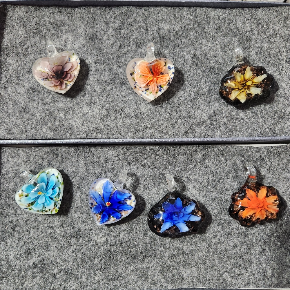 "It's Not The Years Honey, It's The Mileage." 7 Murano Glass Art 1" Pendants NIB